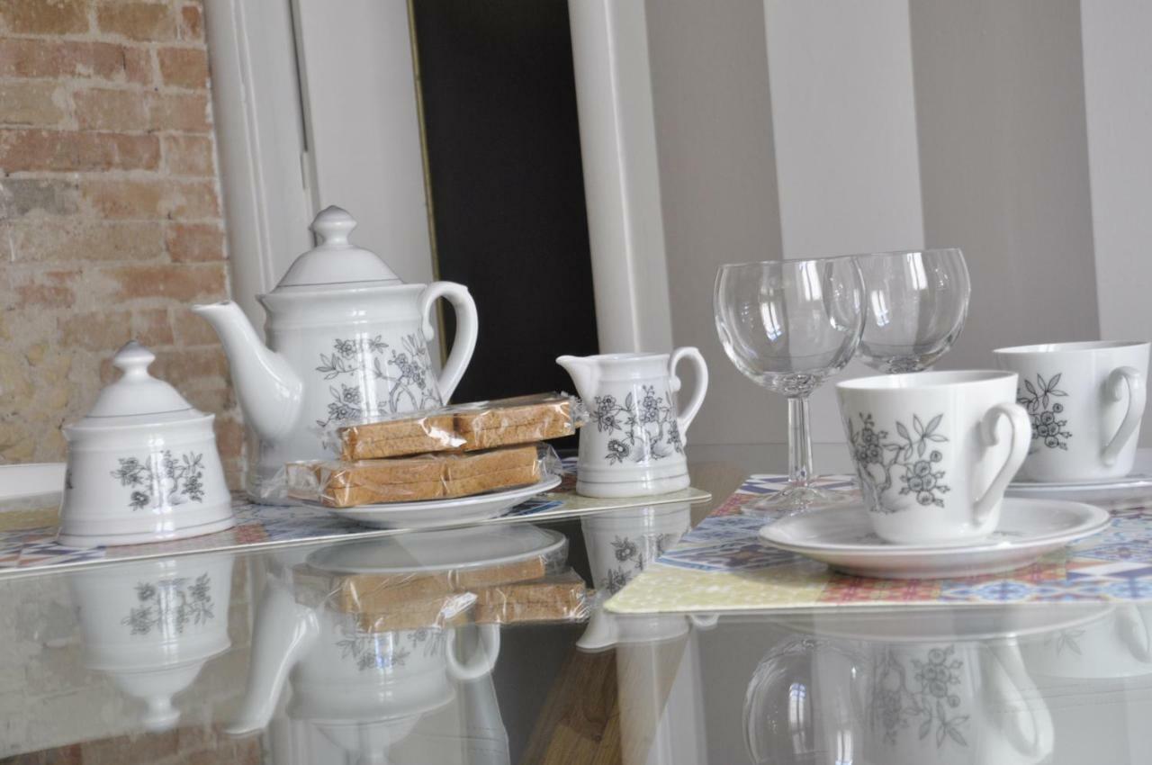 New Romantic Suite Cagliari Ngoại thất bức ảnh