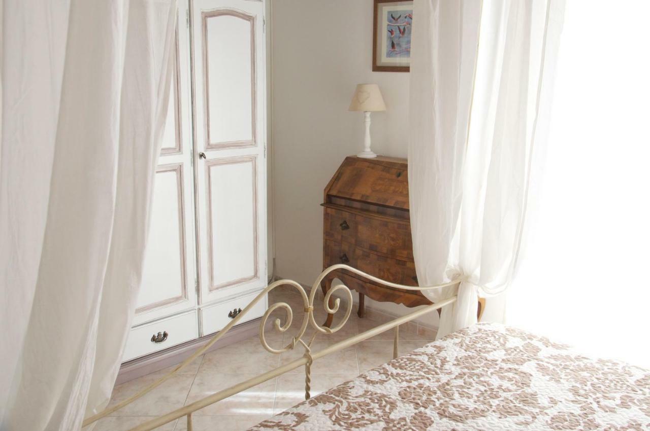 New Romantic Suite Cagliari Ngoại thất bức ảnh