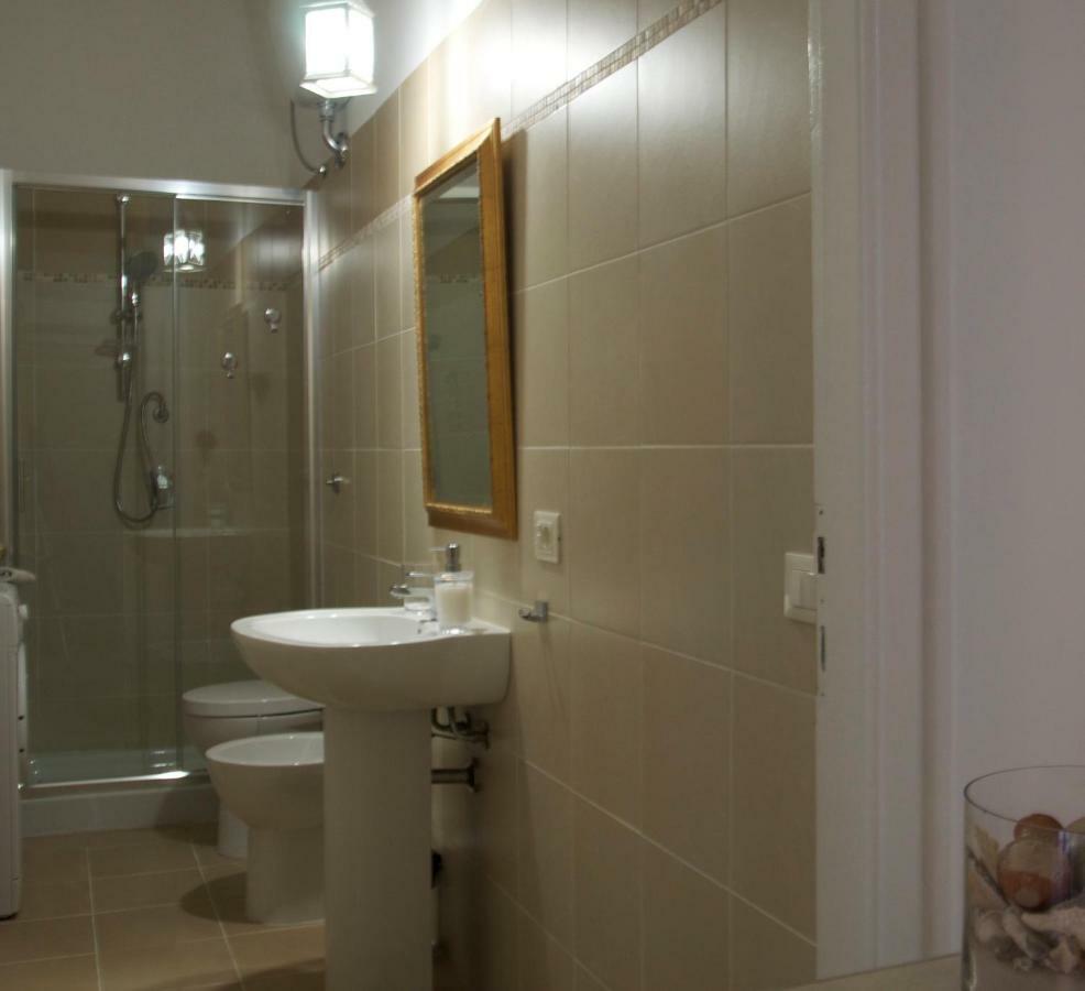 New Romantic Suite Cagliari Ngoại thất bức ảnh